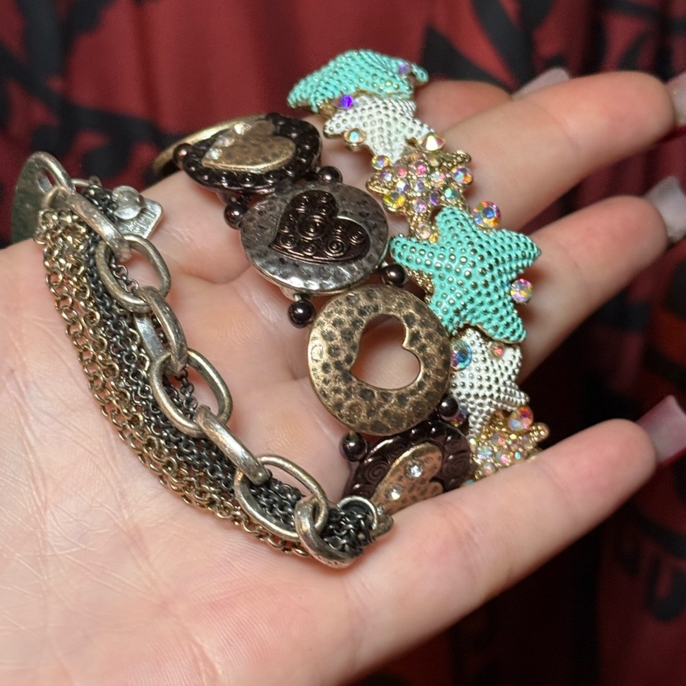 Mixed Bracelets - Picture 4 of 4